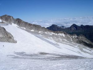 El glaciar del Aneto, desde la zona del Collado Coronas.