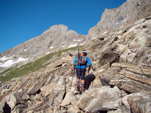 El ascenso no da tregua.