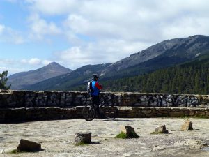 Otro mirador desde donde podemos ver el Cerro de San Benito.