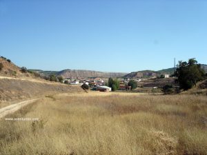 Saliendo de Cañaveras (Cuenca) en el comienzo de la actividad.