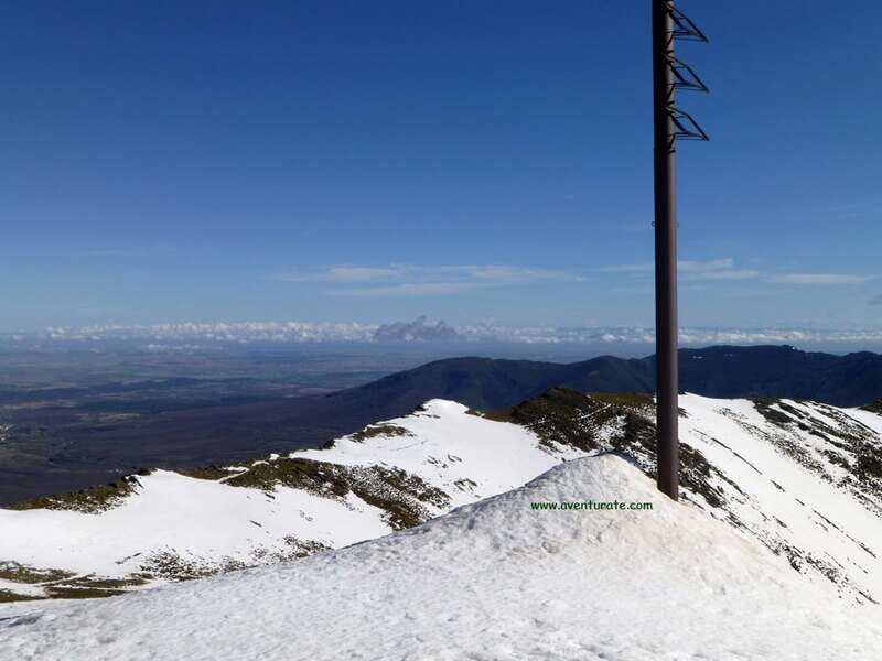 Pico del Lobo (2272)