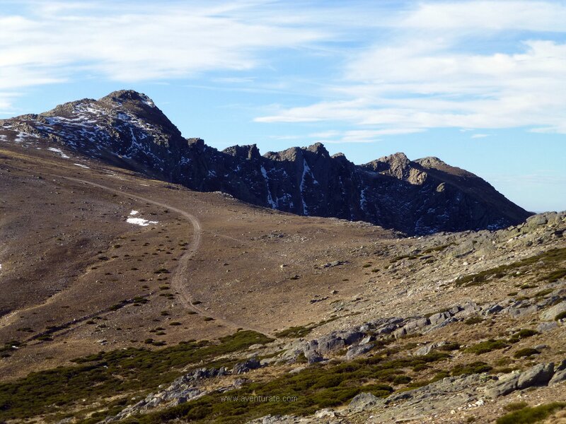 Pico del Lobo (2272) 